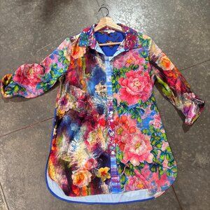 John Mark Artistic Floral Bird Print Button Down Blouse – Size Small